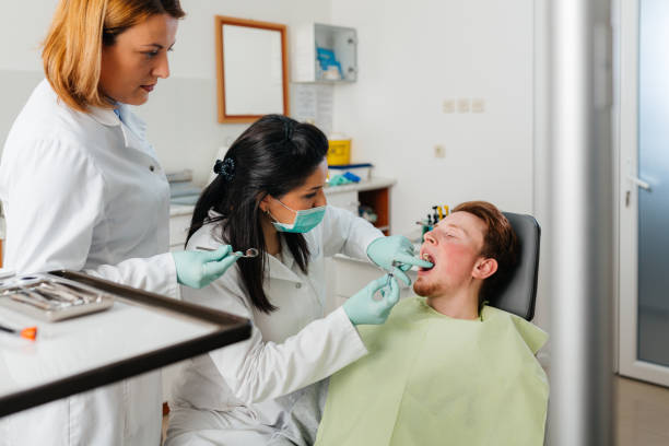 Best Emergency Treatment for Dental Infections or Abscesses in Nes, IL